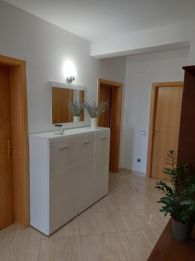 Apartman Mb بودْسْتغانا المظهر الخارجي الصورة