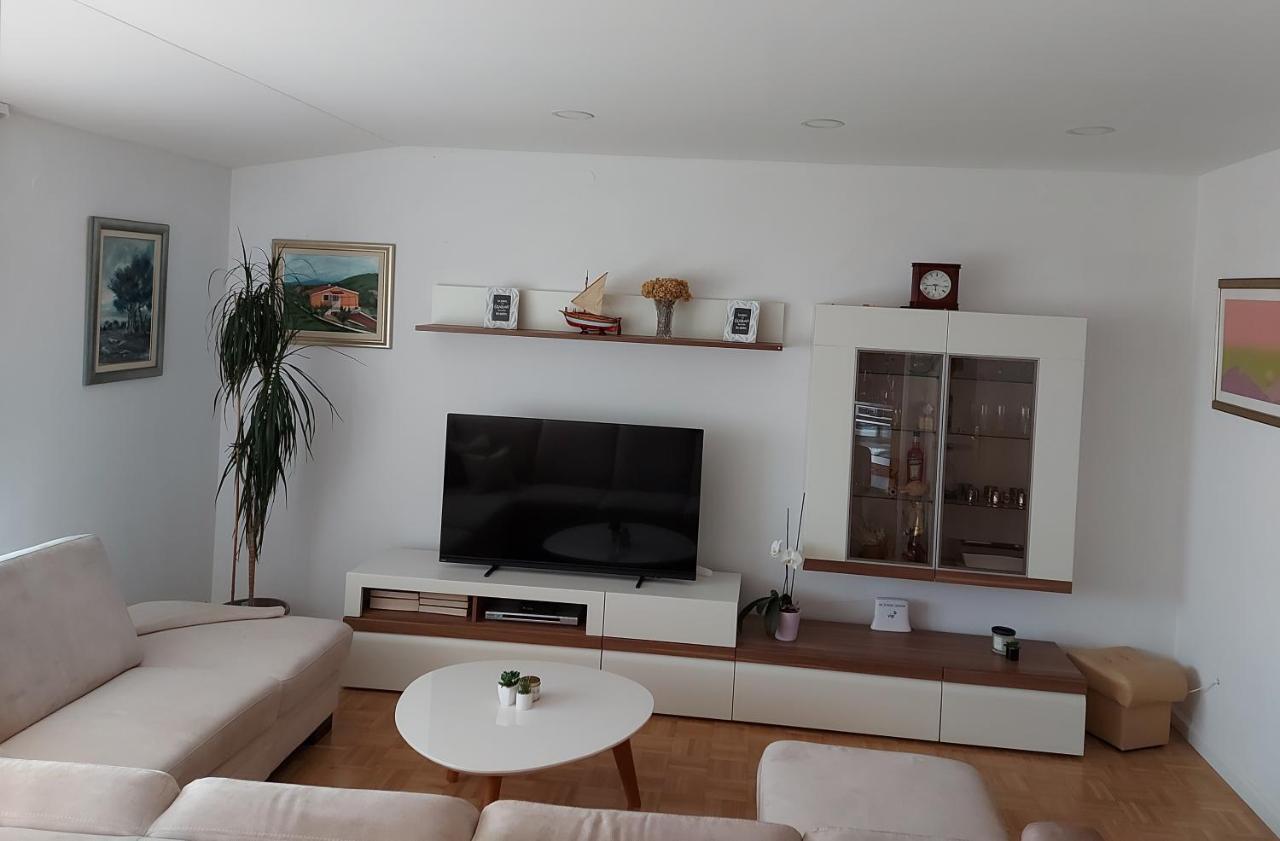 Apartman Mb بودْسْتغانا المظهر الخارجي الصورة